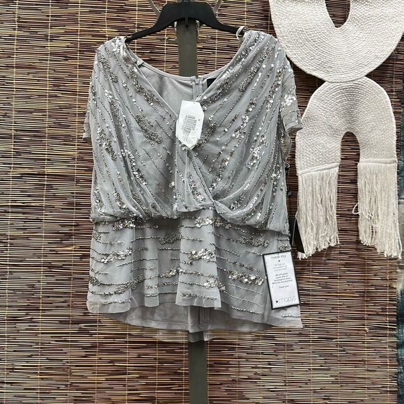 Womens Metallic V-Neck Peplum Top  Size 16W - Picture 1 of 2